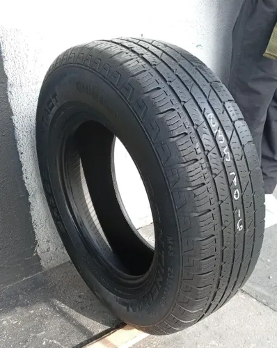 Pneu Continental 235/70 R16 semi-novo