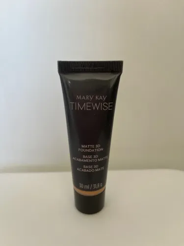 Base Matte 3D Timewise Mary Kay Beige C220