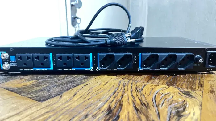 Recondicionado de energia SAVAGE usado em boa condição!