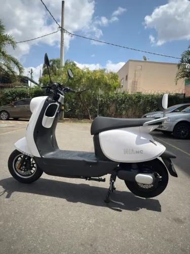 Scooter Elétrica MC Mia