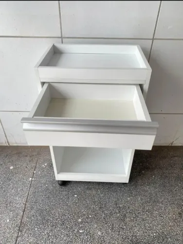 Carinho Auxiliar com Gavetas 