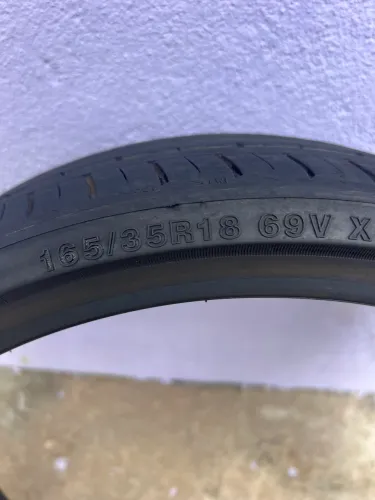 Pneu 165/35R 18