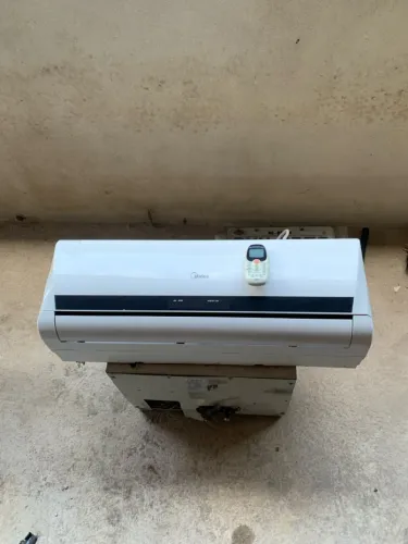 Ar Condicionado Split Midea 9.000btus Quente e frio 220v
