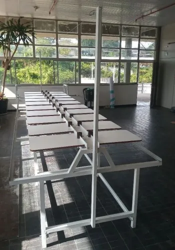 SERIGRAFIA EQUIPAMENTOS PARA IMPRESSÃO DE CAMISETAS 20 BERÇOS COM CARRINHO FLASH CURE 