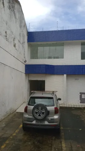 Prédio Comercial com 2 pavimentos na Rua do Progresso