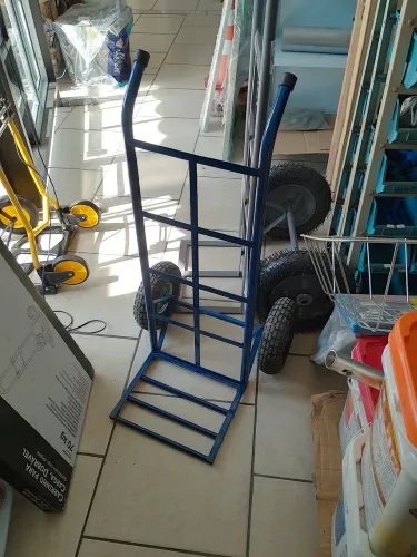 Carrinho transporte carga 240kg pneu camara