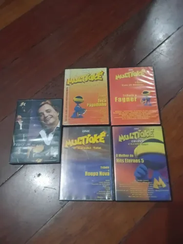 Venda de 4 Multioke Zeca pagodinhobtributo a Fagner Fábio Júnior hits erernos