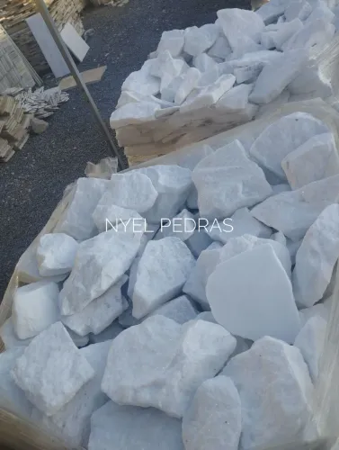 Pedra Moledo cristal neve 