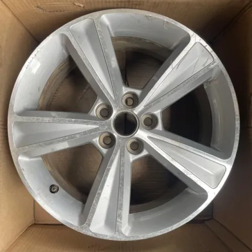 Roda aro 17 Original Chevrolet Cruze