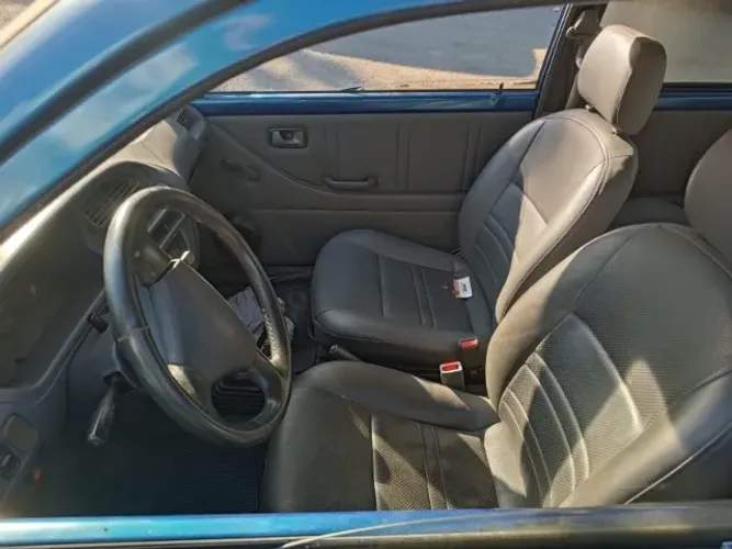 Cuore para retirada de peças - carro está completo