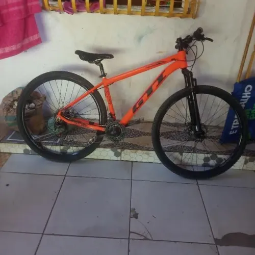 Vende-se bicicleta GTI semi nova 