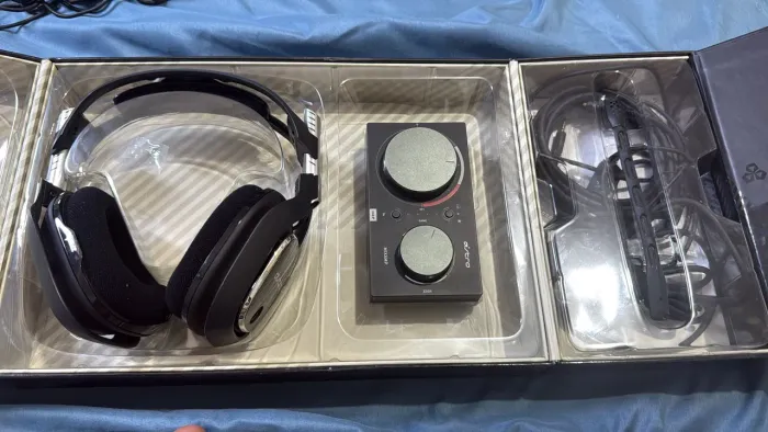 Headset Astro A40 Wireless + MixAmp Pro TR para Xbox