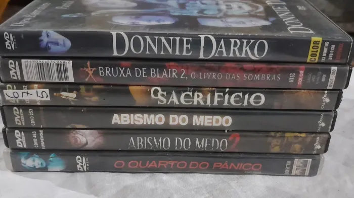 Coleção de 6 DVDs de terror e suspense
