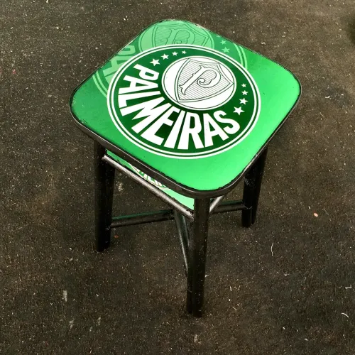 Banco de Madeira - Palmeiras