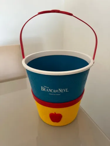 Balde Temático filme Branca de Neve Disney