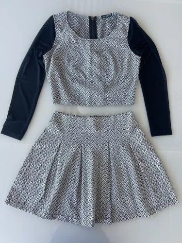 Conjunto saia e blusa tule preto P