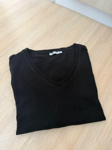Camiseta Zara XXL gola V