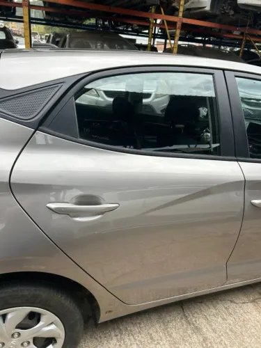 PORTA TRASEIRA DIREITA HYUNDAI HB20 2019/2020-SEM ACESSORIOS