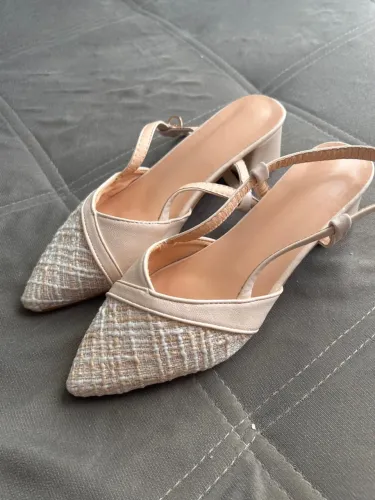 Sandália Noiva, Casamento, Formatura NOVA Bege com Detalhes Scarpin