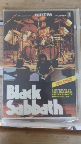 Coleção Maravilhosa com 21 posters de rock and roll intactas ( ler descrição )