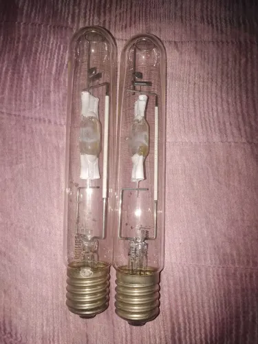 Lâmpadas de vapor metálico Philips