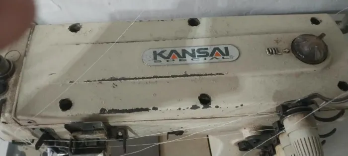 Máquina de Costura Industrial Goleira Kansai