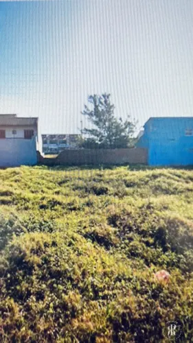 Terreno com 13x30 em ótima localização na praia de Imbé-RS