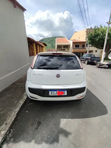 Fiat Punto Attractive 1.4 Fire Flex 8V 5P 2015