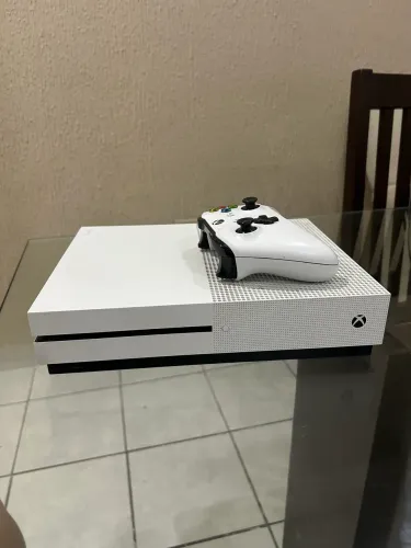 Xbox One S