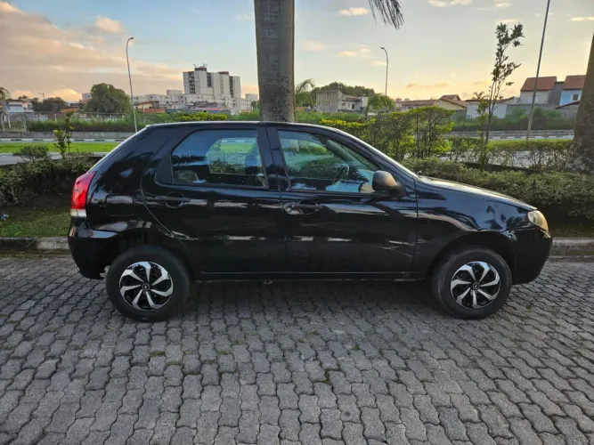 Fiat Palio 1.0 Economy Fire Flex 8V 4P 2014
