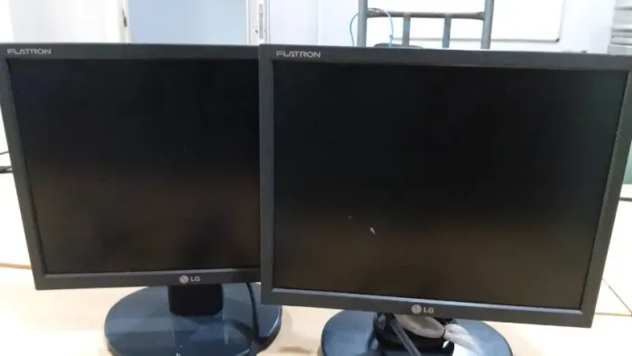 Lote Monitor LG Flatron L1553S-BT