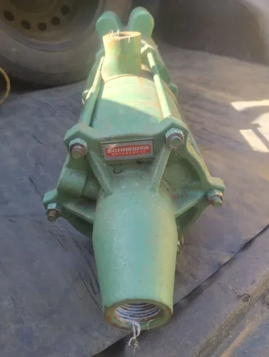 Bomba multiestagio Schneider 3cv
