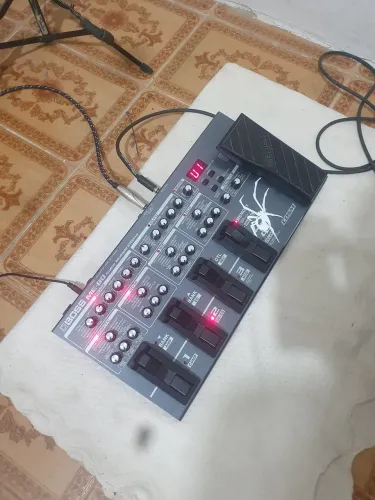 BOSS ME-80