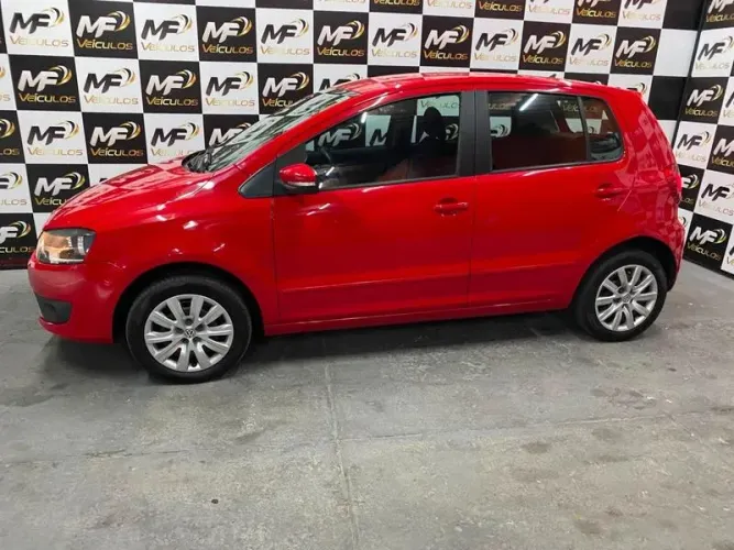 Volkswagen Fox 1.6 MI Total Flex 8V 5P 2013