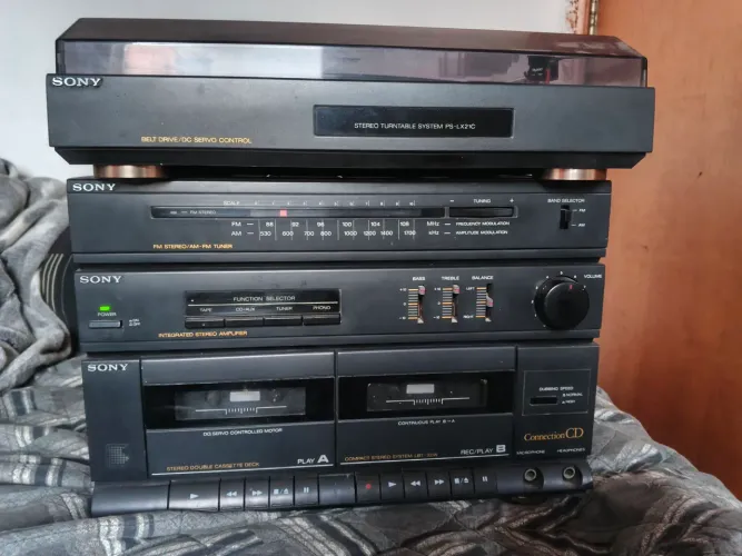 Aparelho de Som Sony LBT 32W Com toca discos Funcionando