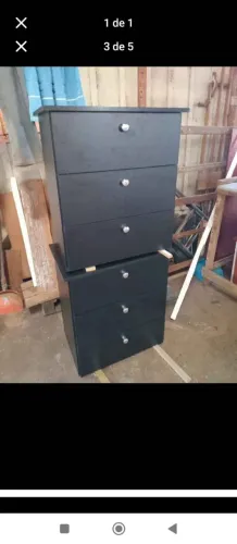 Vendo criado de parede