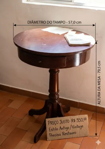 Mesa de Cabeceira Vintage / Pé de Galinha (Para Restauro)