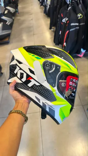 Capacete KYT