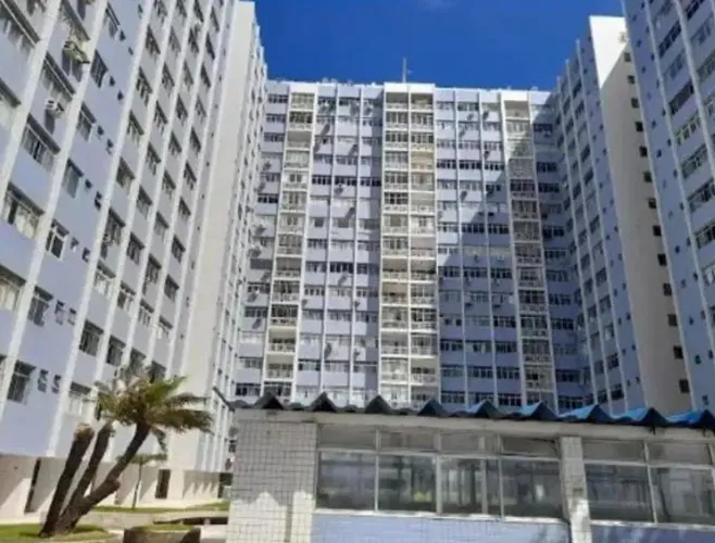 2. **"Sua Chance de Morar em Boa Viagem: Apartamento com Suíte e Lazer Completo!"