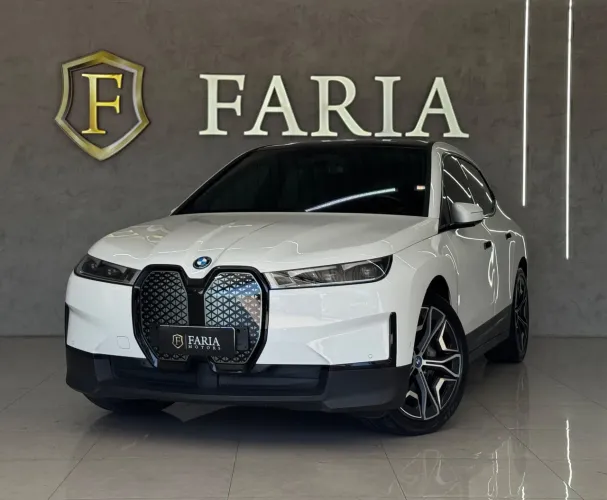 BMW IX XDrive 40 Aut. (elétrico) 2024