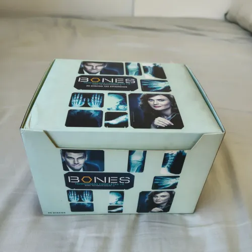 Box de dvds da série televisiva "Bones" completo todas as temporadas