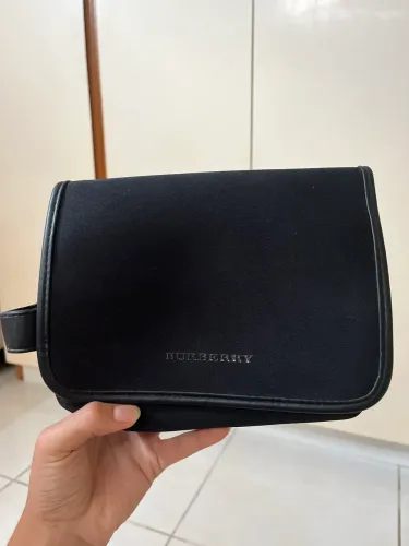 Necessaire Burberry (original)