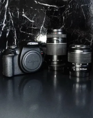 CANON T7