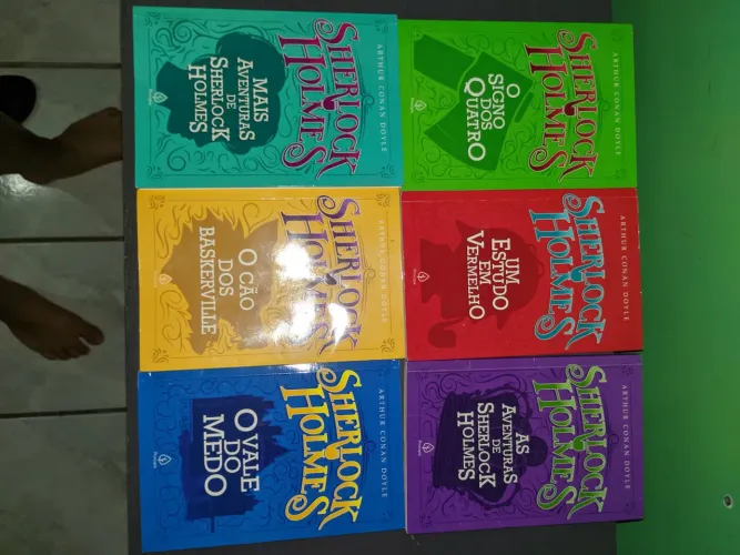 BOX DE LIVROS DO SHERLOCK HOLMES