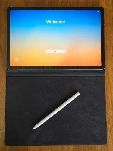 Tablet Samsung Galaxy Tab S10 FE c/ S Pen y Capa - Estado SemiNova