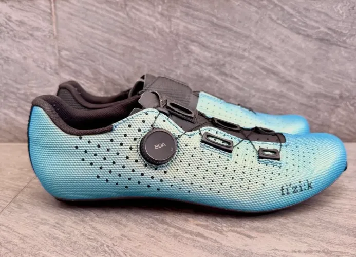 Sapatilha Fizik Tempo Decos Carbon