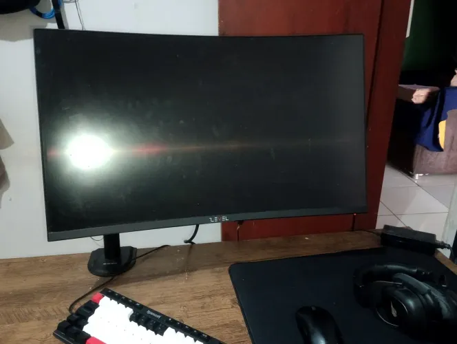 Monitor 240HZ 27 1ms RGB (TROCO EM OUTRO)