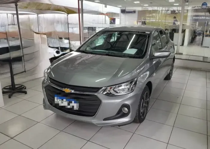Chevrolet Onix Plus LT 1.0 12V TB Flex Aut. 4P 2025