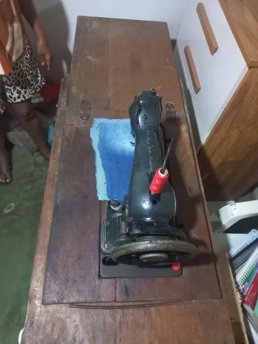 Vendo máquina de costura
