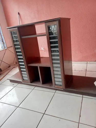 Móvel com porta CD